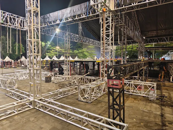 harga sewa panggung rigging